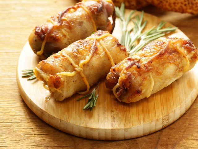 roast-rolls-of-chicken-P2ZXGXW